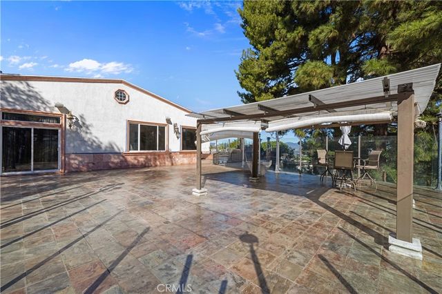 16015 Jeanne Ln, Encino, CA 91436