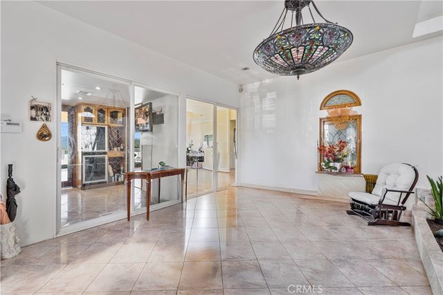 16015 Jeanne Ln, Encino, CA 91436