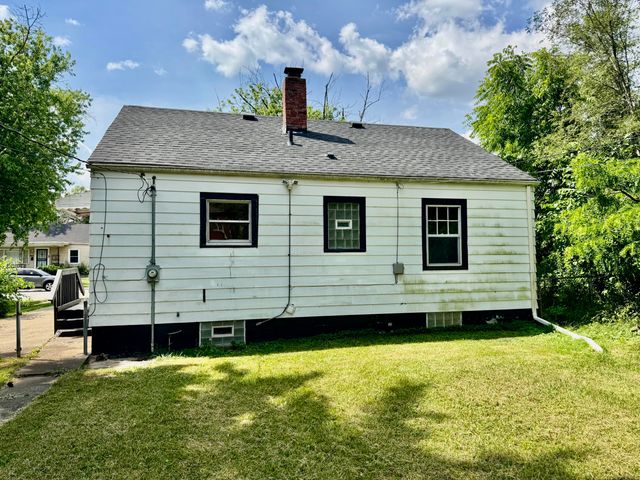 840 E 44th Avenue, Gary, IN 46409