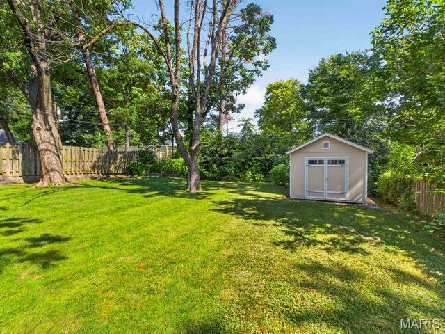457 Catalina Avenue, Webster Groves, MO 63119