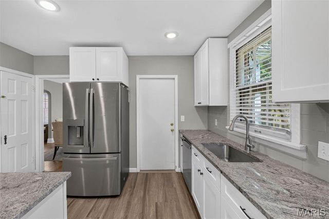 457 Catalina Avenue, Webster Groves, MO 63119