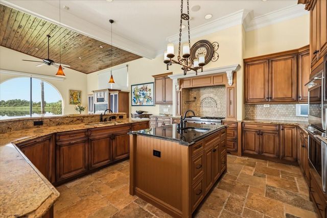 1136 LAKE WHITNEY DRIVE, Windermere, FL 34786
