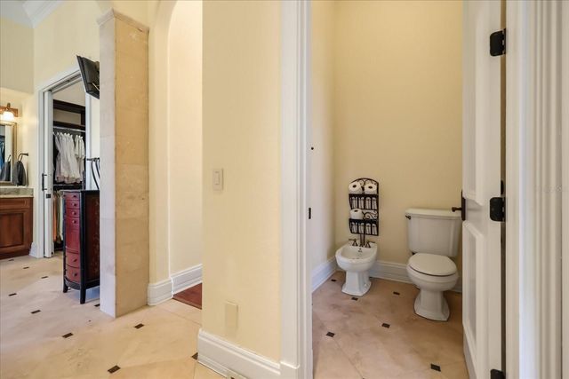 1136 LAKE WHITNEY DRIVE, Windermere, FL 34786