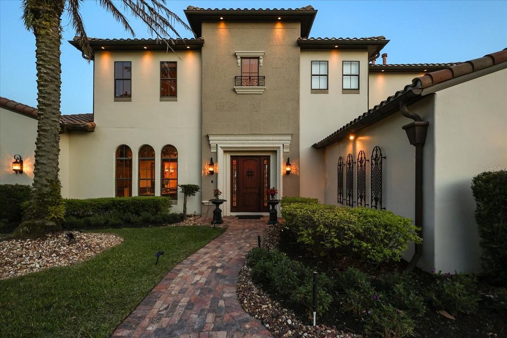 Image 3 of property listing at 1136 LAKE WHITNEY DRIVE, Windermere, FL 34786