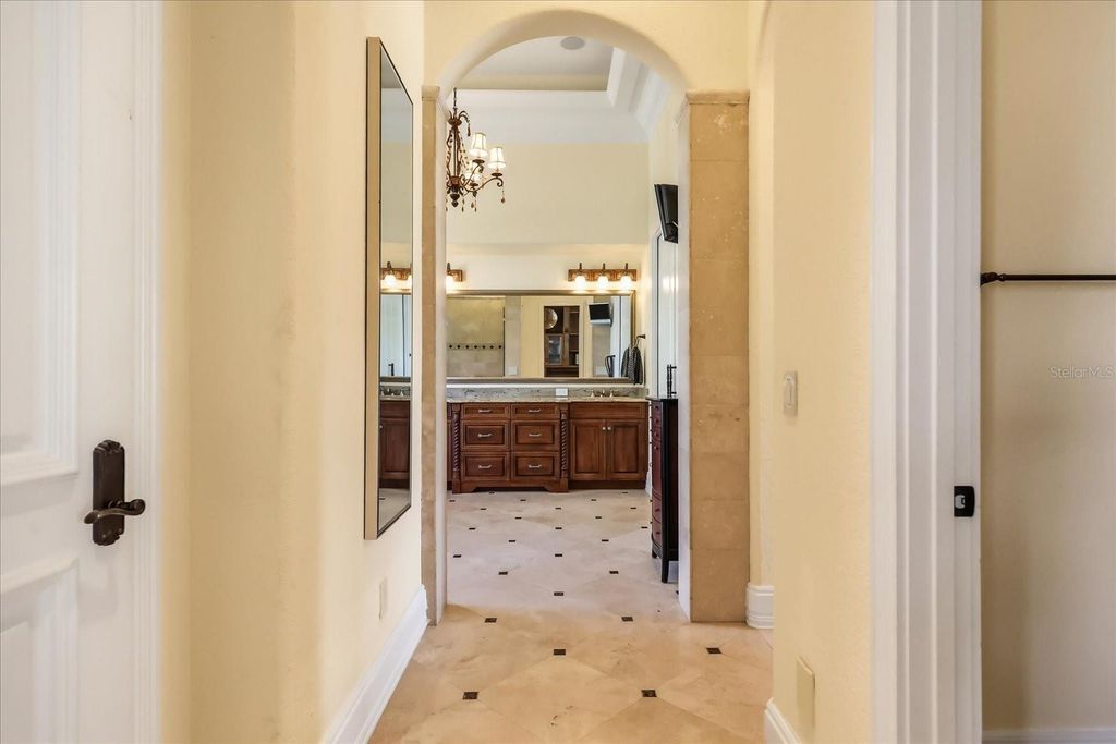 Image 34 of property listing at 1136 LAKE WHITNEY DRIVE, Windermere, FL 34786