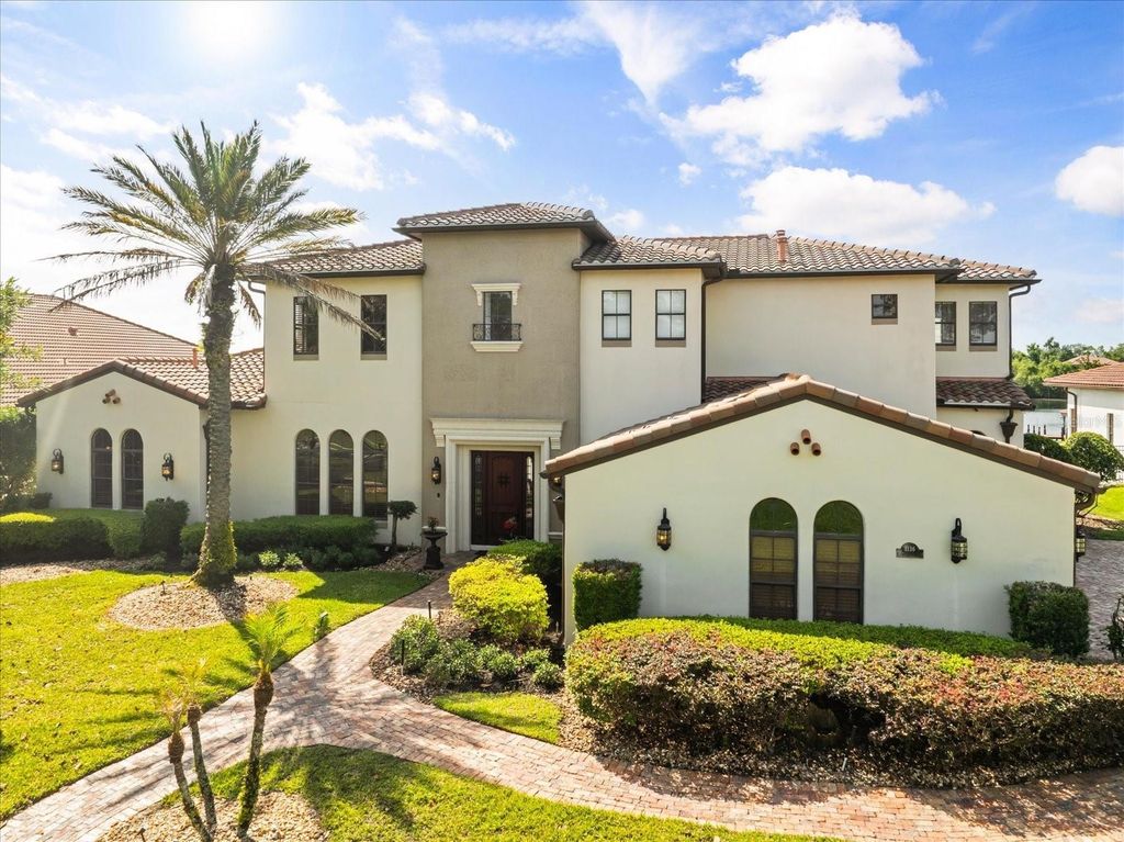 Image 5 of property listing at 1136 LAKE WHITNEY DRIVE, Windermere, FL 34786