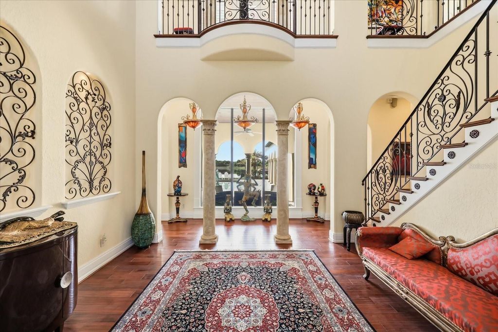 Image 10 of property listing at 1136 LAKE WHITNEY DRIVE, Windermere, FL 34786