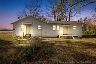 1055 Old Fayetteville Road, Salemburg, NC 28385