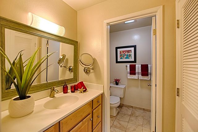 136 Canfield Avenue A, Santa Cruz, CA 95060