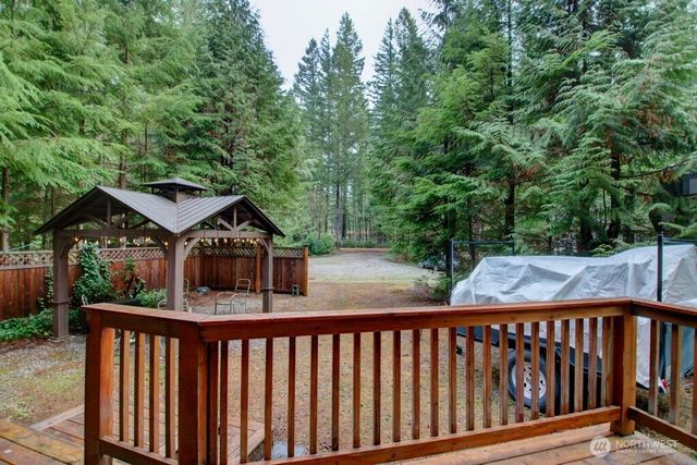 2061 Exit Road, Sumas, WA 98295