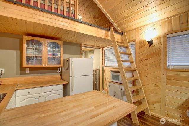 2061 Exit Road, Sumas, WA 98295