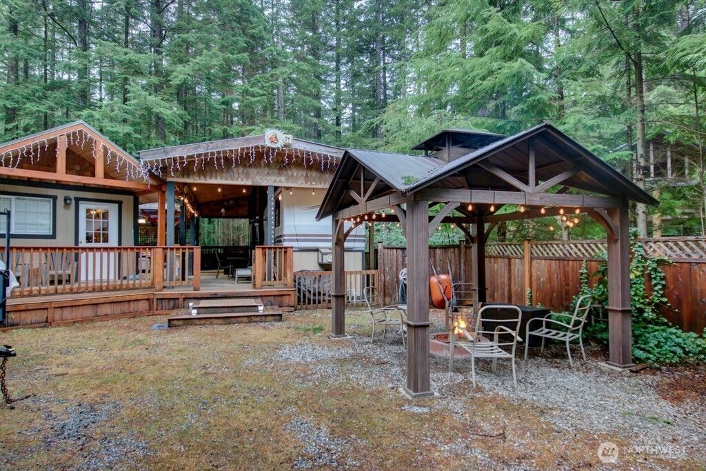 2061 Exit Road, Sumas, WA 98295