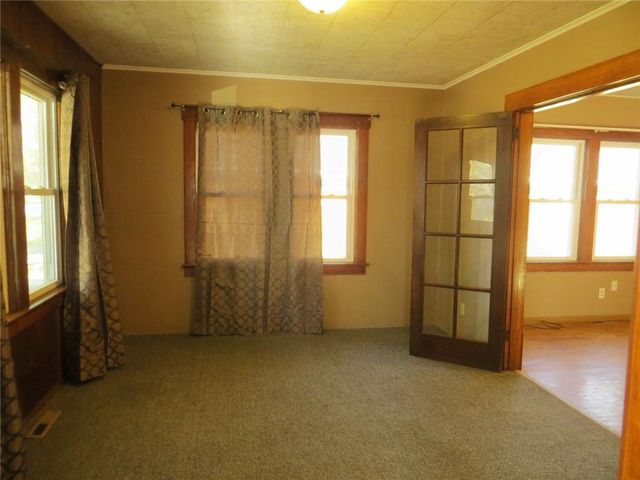 510 Washington Street, Thorp, WI 54771