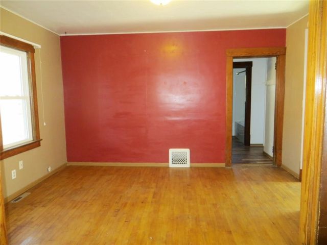 510 Washington Street, Thorp, WI 54771