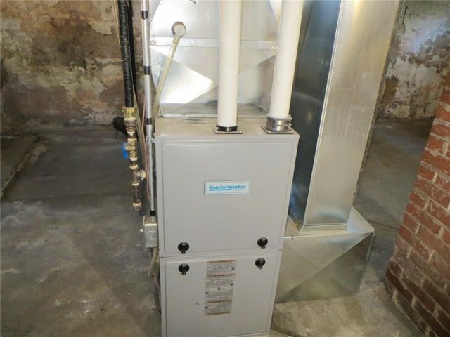 510 Washington Street, Thorp, WI 54771