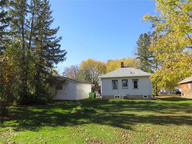 510 Washington Street, Thorp, WI 54771