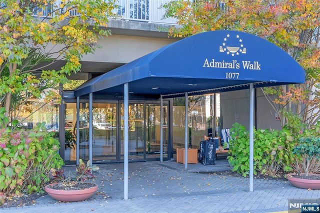 1077 River Road, Edgewater, NJ 07020