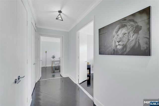 1077 River Road, Edgewater, NJ 07020