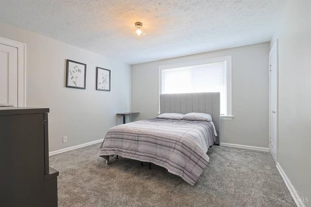 5052 Casa Loma Boulevard, Green Twp, OH 45238
