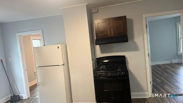 1087 Kossuth Street 2, Bridgeport, CT 06608