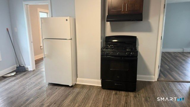 1087 Kossuth Street 2, Bridgeport, CT 06608