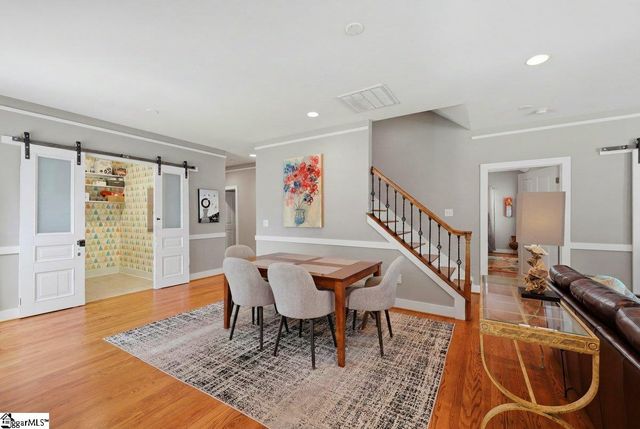 10 N Avondale Drive, Greenville, SC 29609