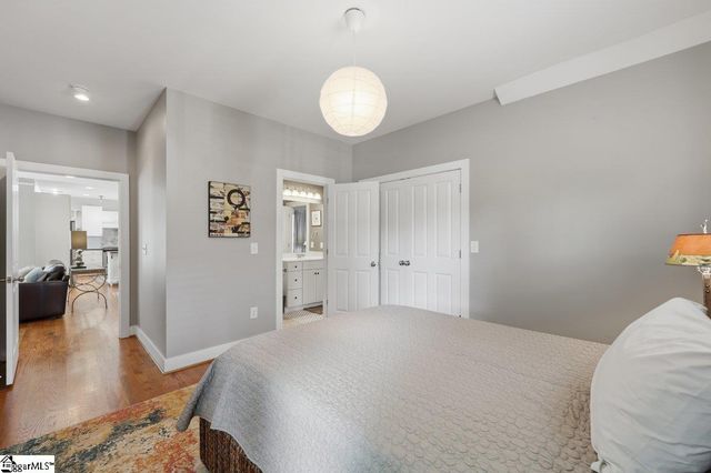 10 N Avondale Drive, Greenville, SC 29609