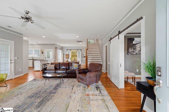 10 N Avondale Drive, Greenville, SC 29609