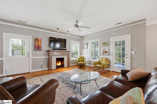 10 N Avondale Drive, Greenville, SC 29609