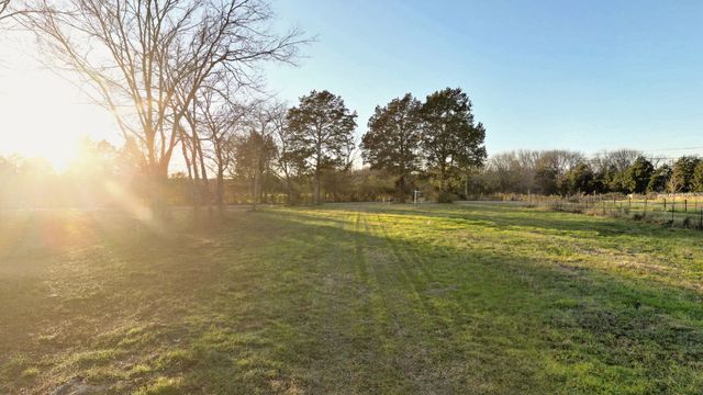185 Bellwood Rd, Lebanon, TN 37087