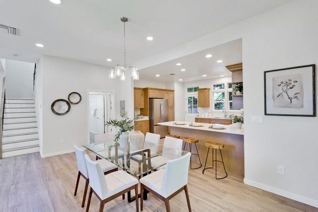 274 Skyview Court, Mountain View, CA 94043