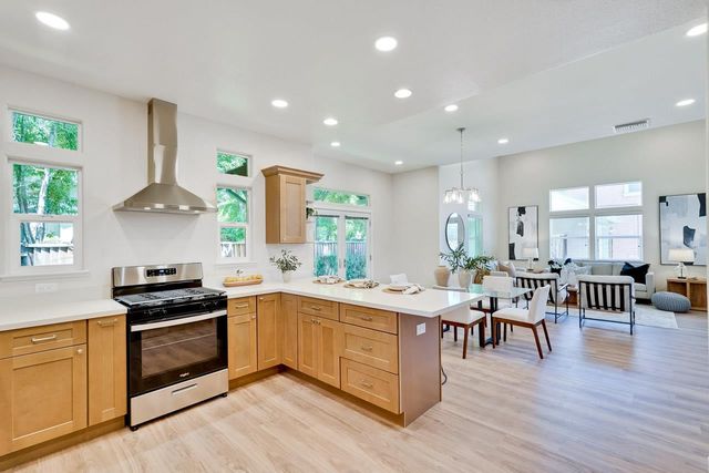 274 Skyview Court, Mountain View, CA 94043