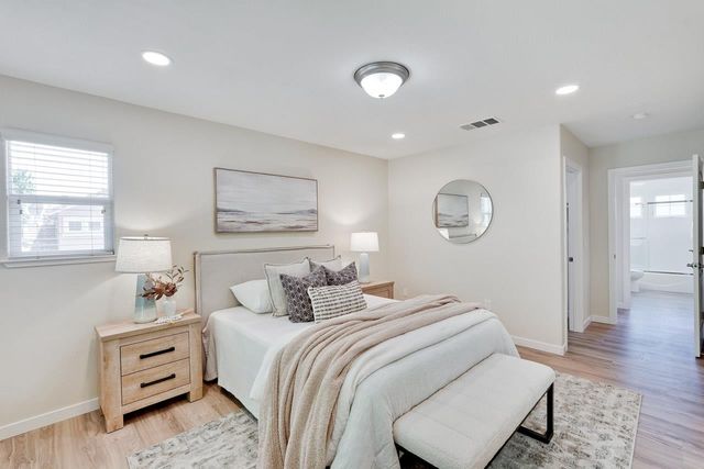 274 Skyview Court, Mountain View, CA 94043