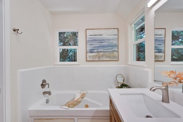 274 Skyview Court, Mountain View, CA 94043