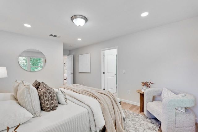 274 Skyview Court, Mountain View, CA 94043