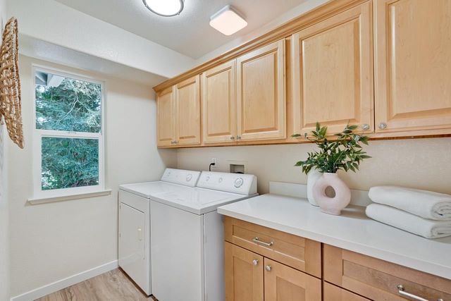 274 Skyview Court, Mountain View, CA 94043