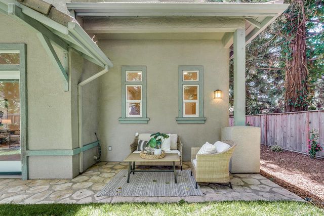 274 Skyview Court, Mountain View, CA 94043