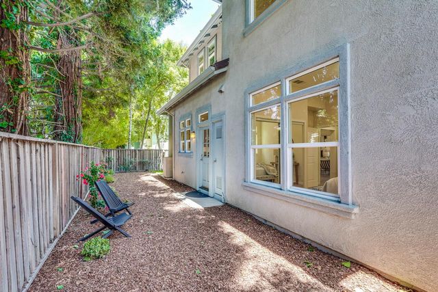 274 Skyview Court, Mountain View, CA 94043