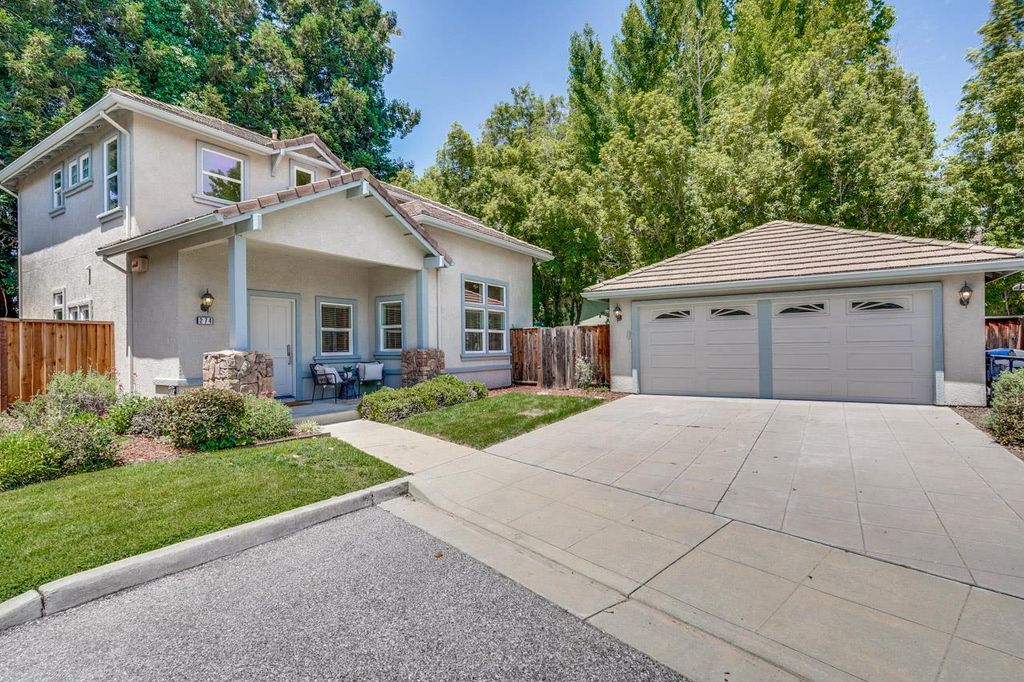 274 Skyview Court, Mountain View, CA 94043