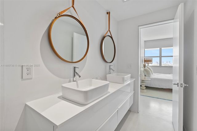 3 Island Ave PHD 15D, Miami Beach, FL 33139