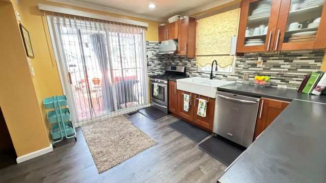 1494 STUYVESANT AVE, Trenton, NJ 08618