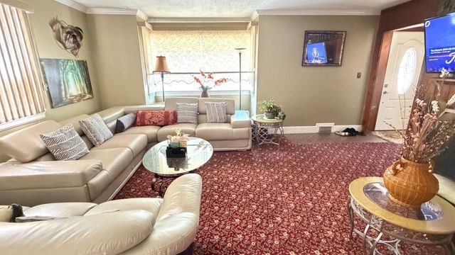 1494 STUYVESANT AVE, Trenton, NJ 08618