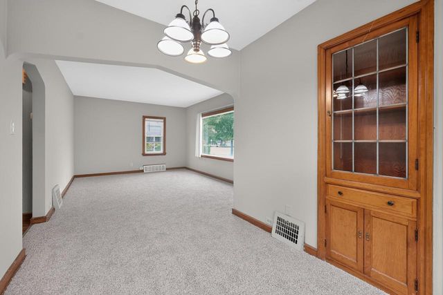 4109 N 39th STREET, Milwaukee, WI 53216