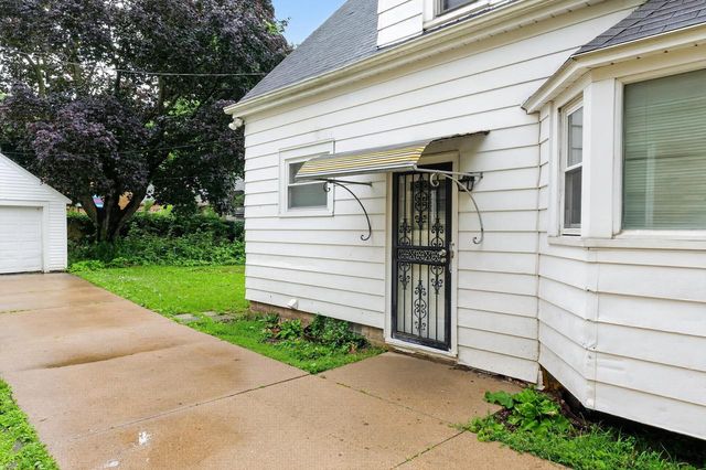4109 N 39th STREET, Milwaukee, WI 53216