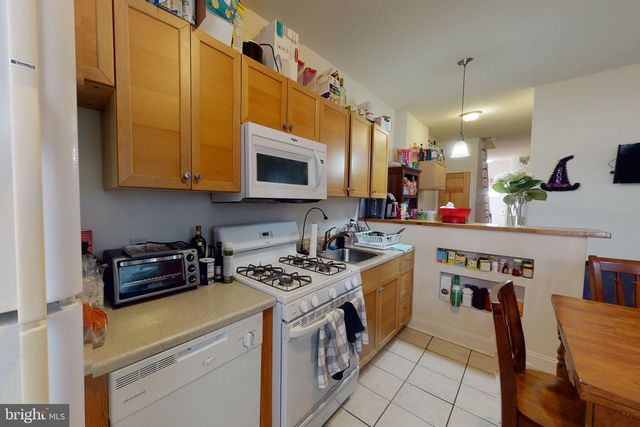1523 FONTAIN ST, Philadelphia, PA 19121
