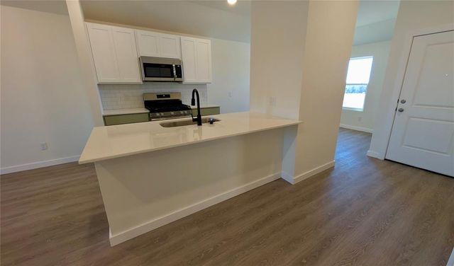 10144 Pennington Street, Harrah, OK 73045