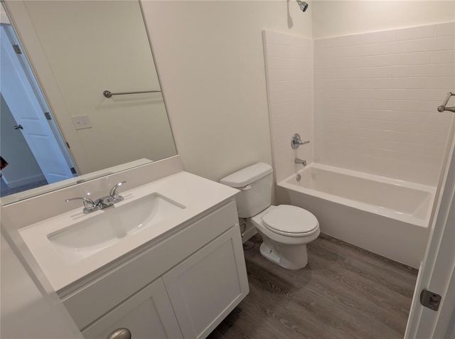 10144 Pennington Street, Harrah, OK 73045