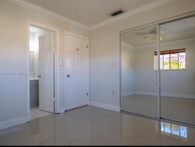 8252 NW 6th Ter 235, Miami, FL 33126
