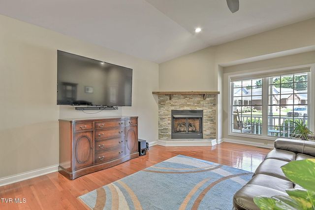 708 Willowcrest Place, Kingsport, TN 37660