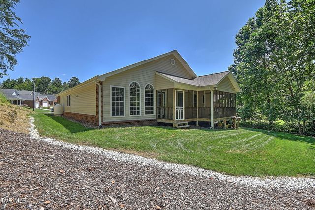 708 Willowcrest Place, Kingsport, TN 37660